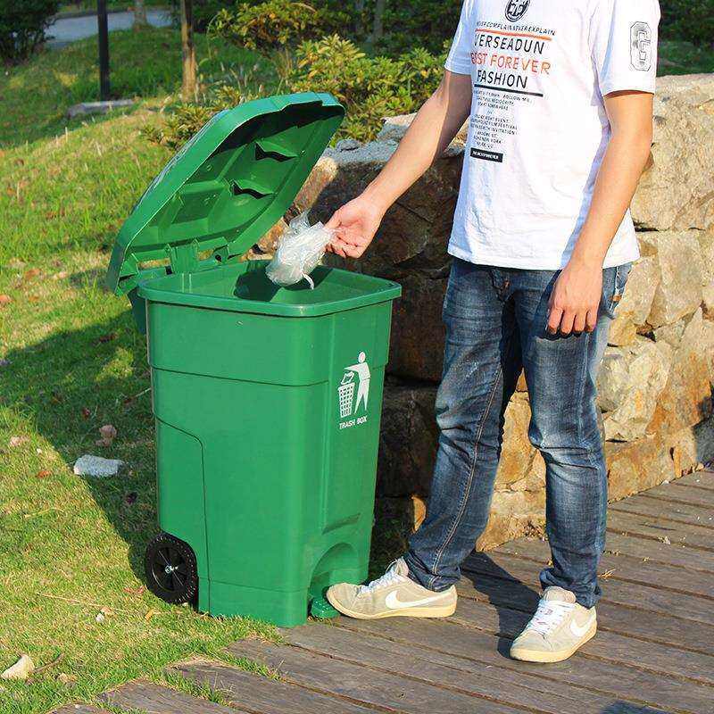 新款直销户外脚踩垃圾桶大号带轮带盖 加厚环卫垃圾箱70L厨房家用