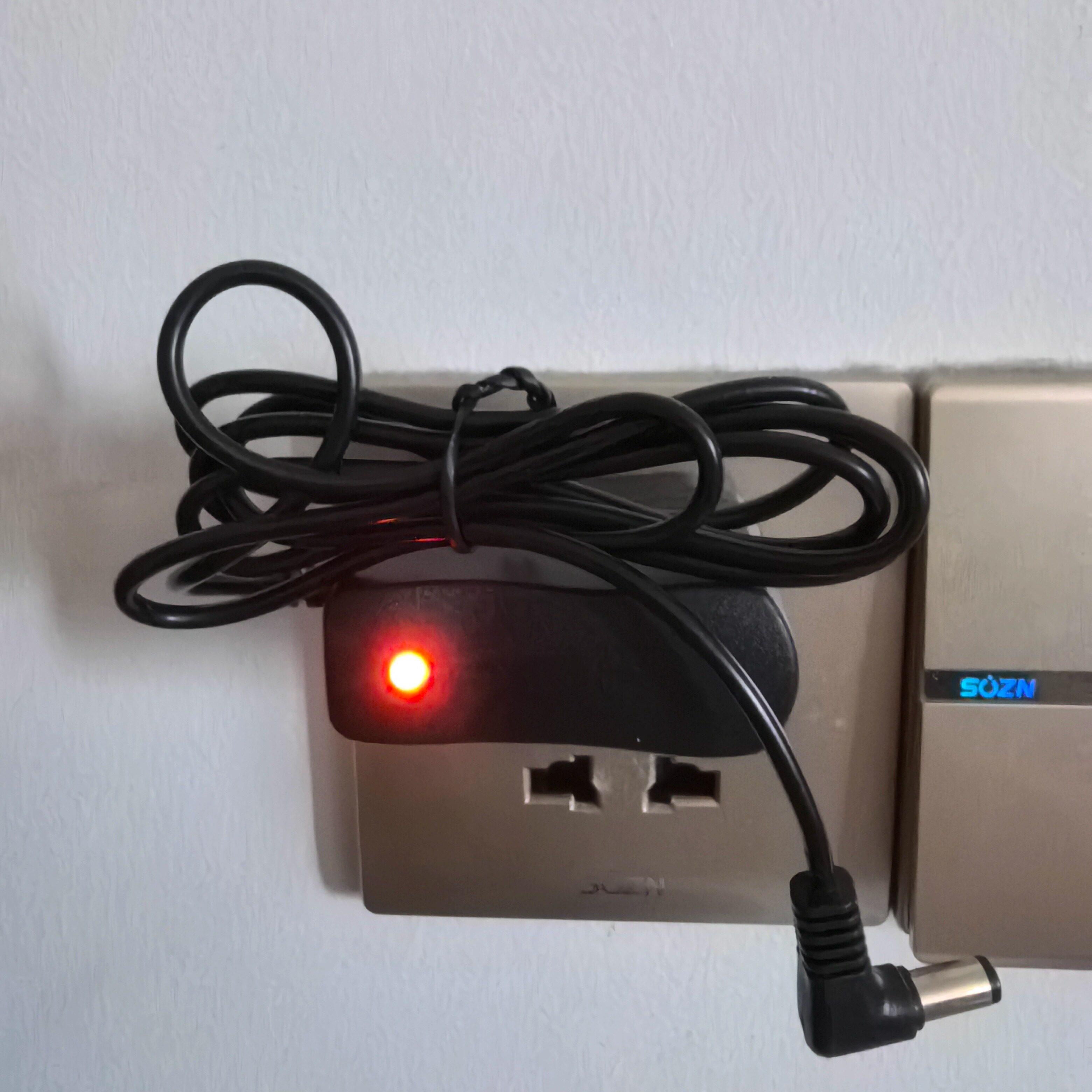 电子秤充电器圆孔6v通用型台秤电子称充电线冲电器配件家用包邮