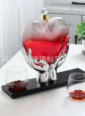 心形加厚密封酒瓶高硼硅玻璃创意欧式盛酒器异形酒瓶家庭装饰酒具