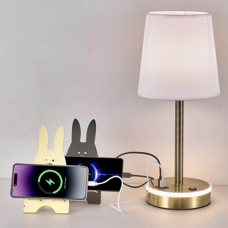 新款复古台灯美式三色变光充电书房卧室氛围感装饰触摸款