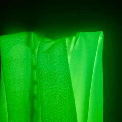 夜光大珍珠绒47夜光边纶夜光水晶超柔夜光布特色变色荧光厂家现货