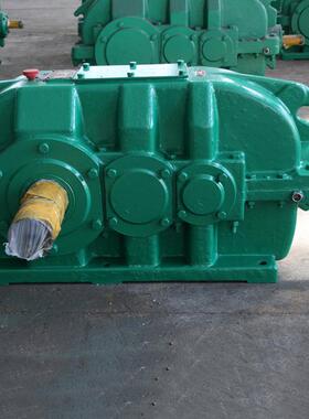 泰兴减速机现货供应DCY630硬齿面齿轮减速机