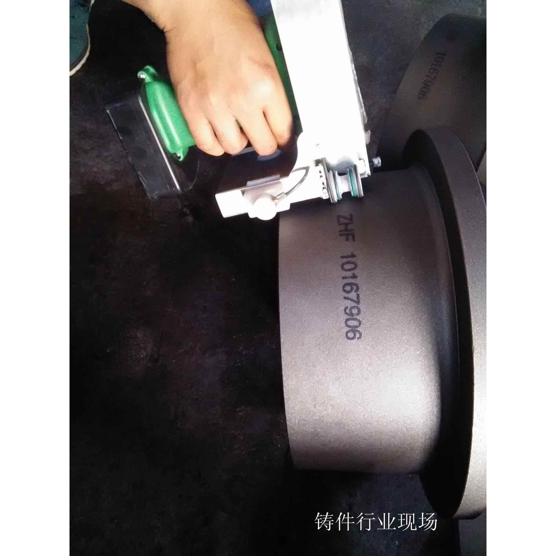 智能手持喷码机小日自期打码钢管弯头YOA机管件白墨黑墨喷型码机