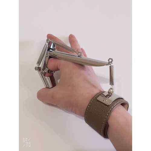 高档钢指侠 铁复仇器者联盟 脑瓜崩神辅助器 男女毕业礼物 手锻炼