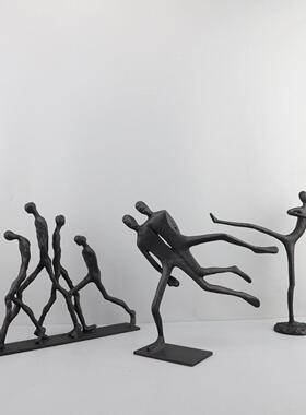 北欧创意铸铁抽象人物艺术摆件客厅壁柜玄关电视柜样板房家居装饰