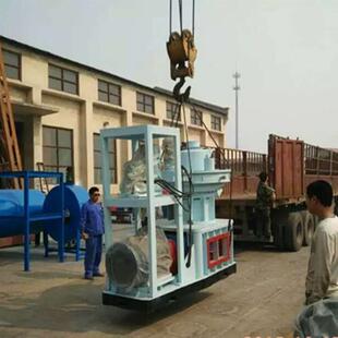 木屑颗粒机生物质燃料颗粒机锯末生物颗粒机设备