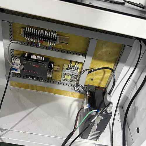 攻厂家平一推机式攻牙机1定制自动化数控倒角全自动输料加工体牙