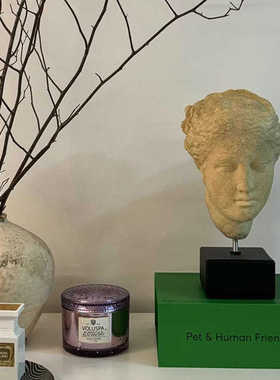 轻人像玄关中古展柜软人物奢雕塑艺术摆件家居茶几装饰品客厅办公