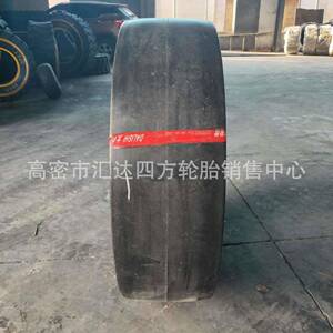 现货供应11.00-20 13/80-20 C-1光板路面机械轮胎 胶轮压路机轮胎
