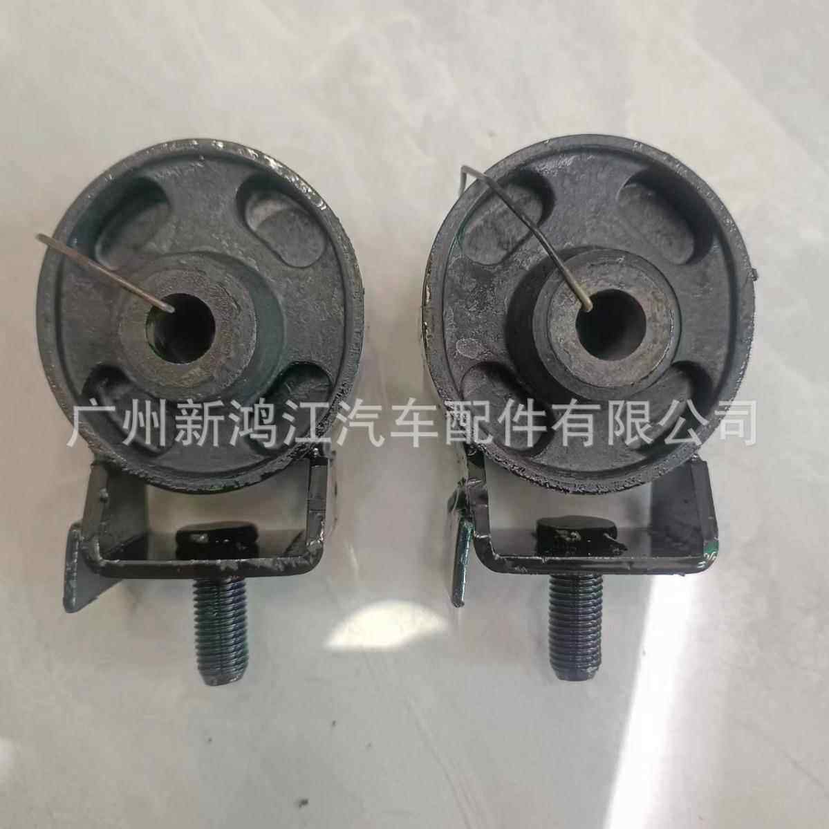 MB581845 适用于V32.V31W 变速箱吊胶