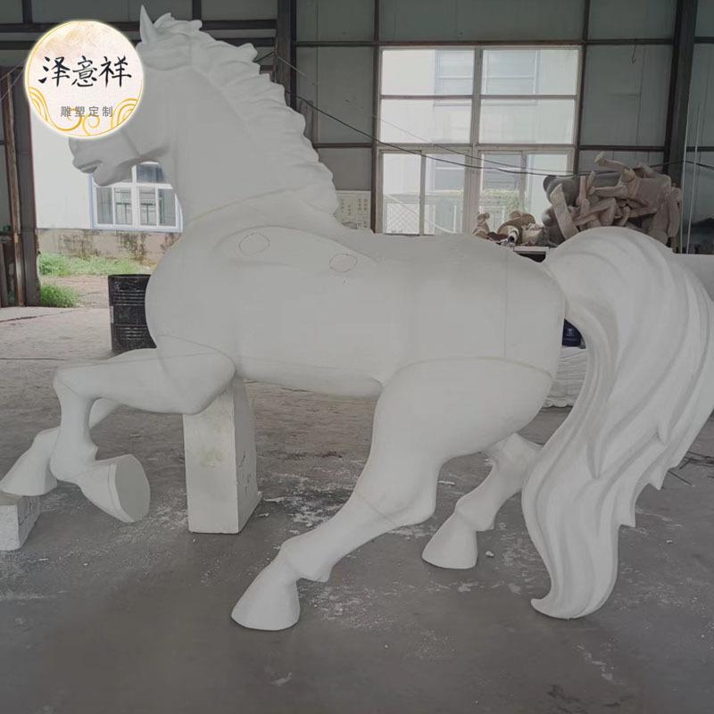 源头泡沫雕刻厂家展示泡雕房子动物植物宣传活动字木屋小房子户外