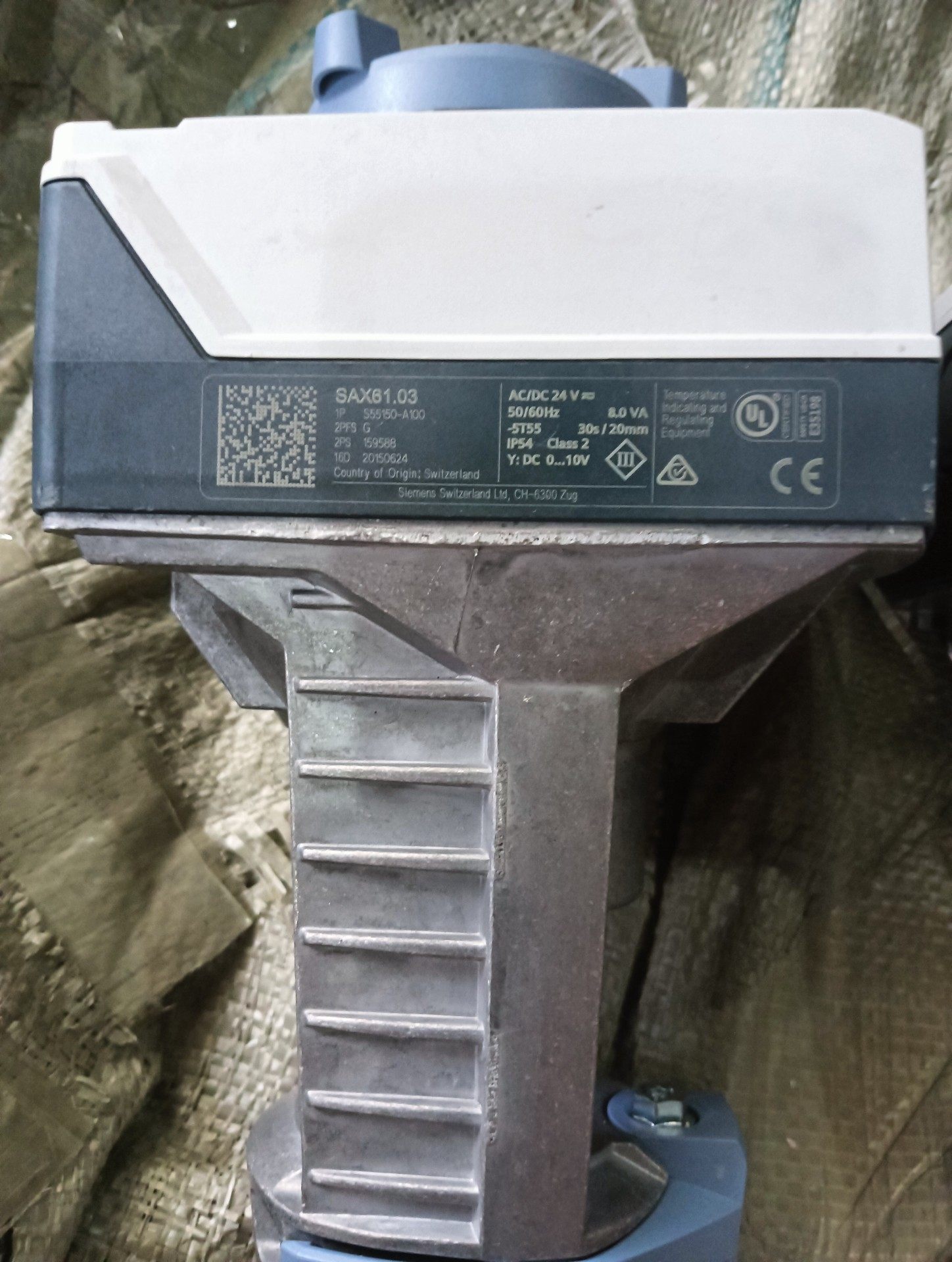 西门子SAX61.03，全新原装正品，现货两台，有磨损，配包