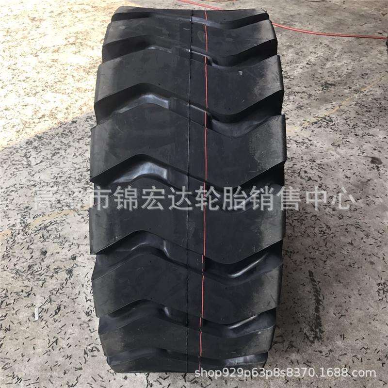 鲁飞工程机械 20.5/70-16 16/70-20/24 小型装载机轮胎