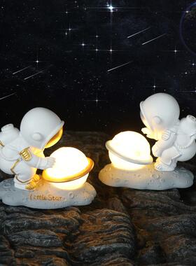 宇航员小夜灯卧式床头睡眠氛围灯桌面装饰摆件儿童房台灯创意礼物