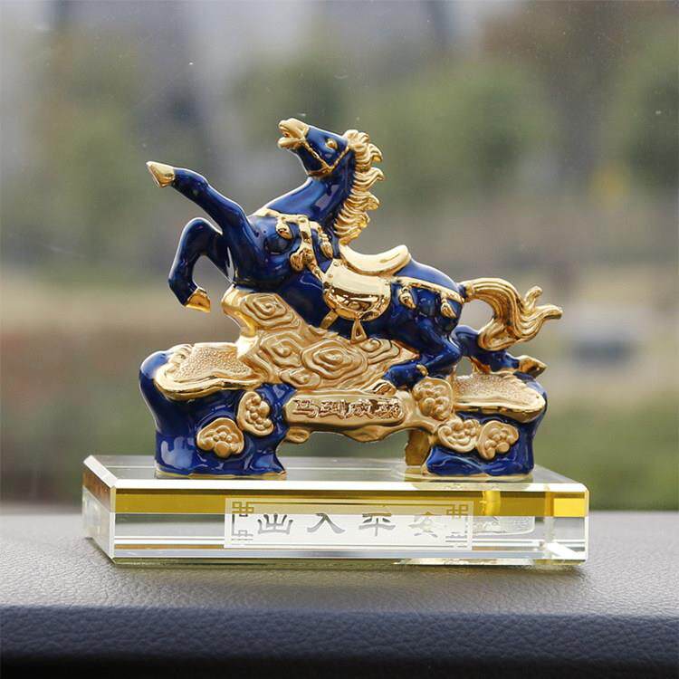 高档合金马汽车香水座 车用香水摆件 车内用品汽车香水 汽车饰品