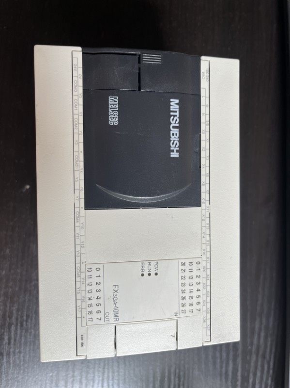 全新无包装 FX3GA-40MR-CM 实物照