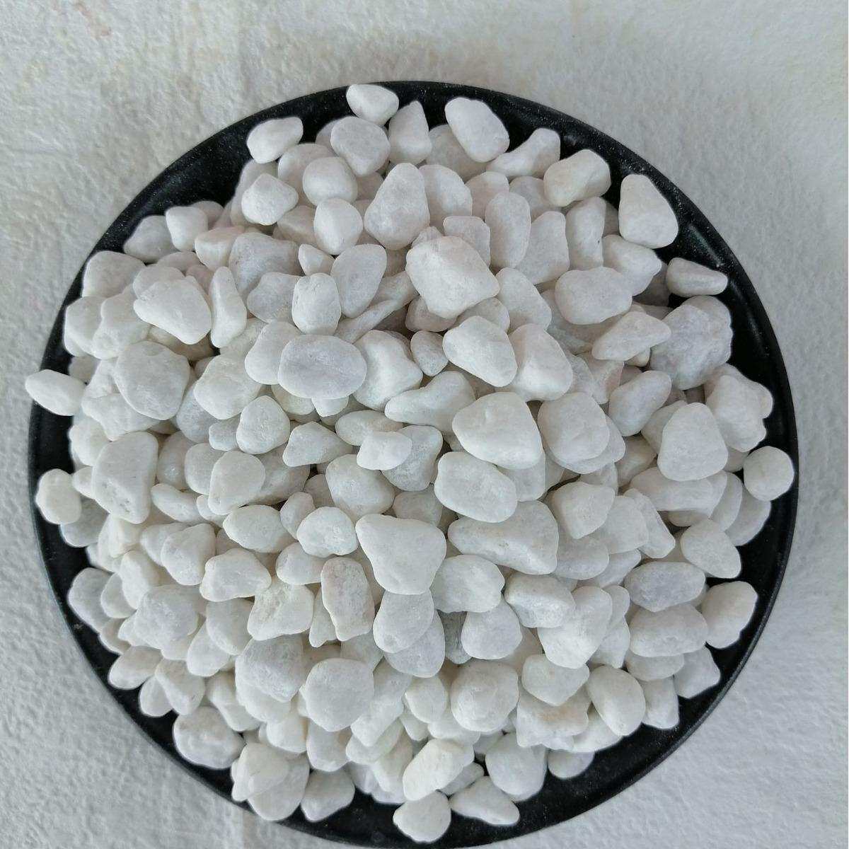 砾石水磨石胶粘石白色石子灰色石子黄色石子洗米石透水石子红色石