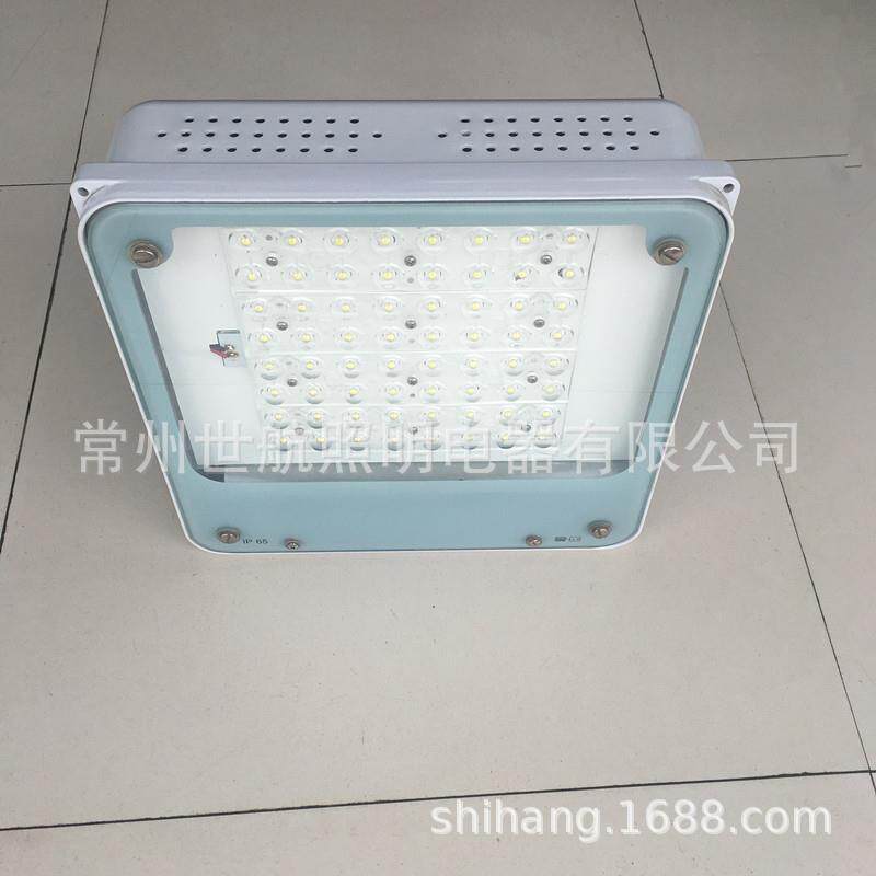供应产品LED油站灯天棚灯金卤油站灯贴片油站灯96瓦60瓦