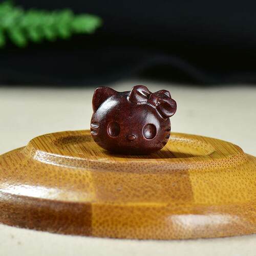 2026紫檀木雕叮当猫檀香木实木吊坠天然绿檀木凯蒂文玩挂件diy钥