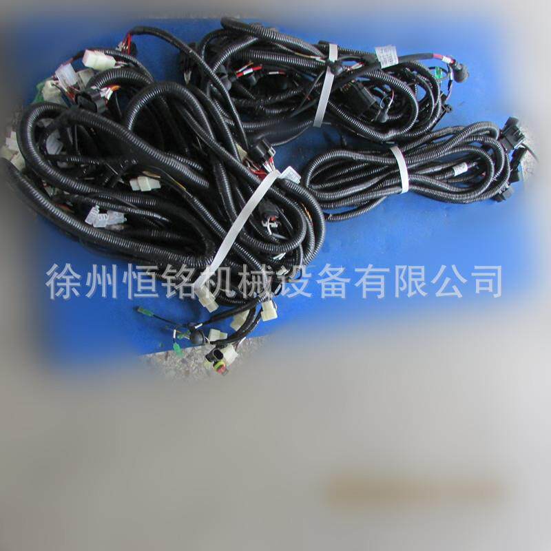 供应徐工装载机配件252606794-300K(DC)IV.11L＊线束总成