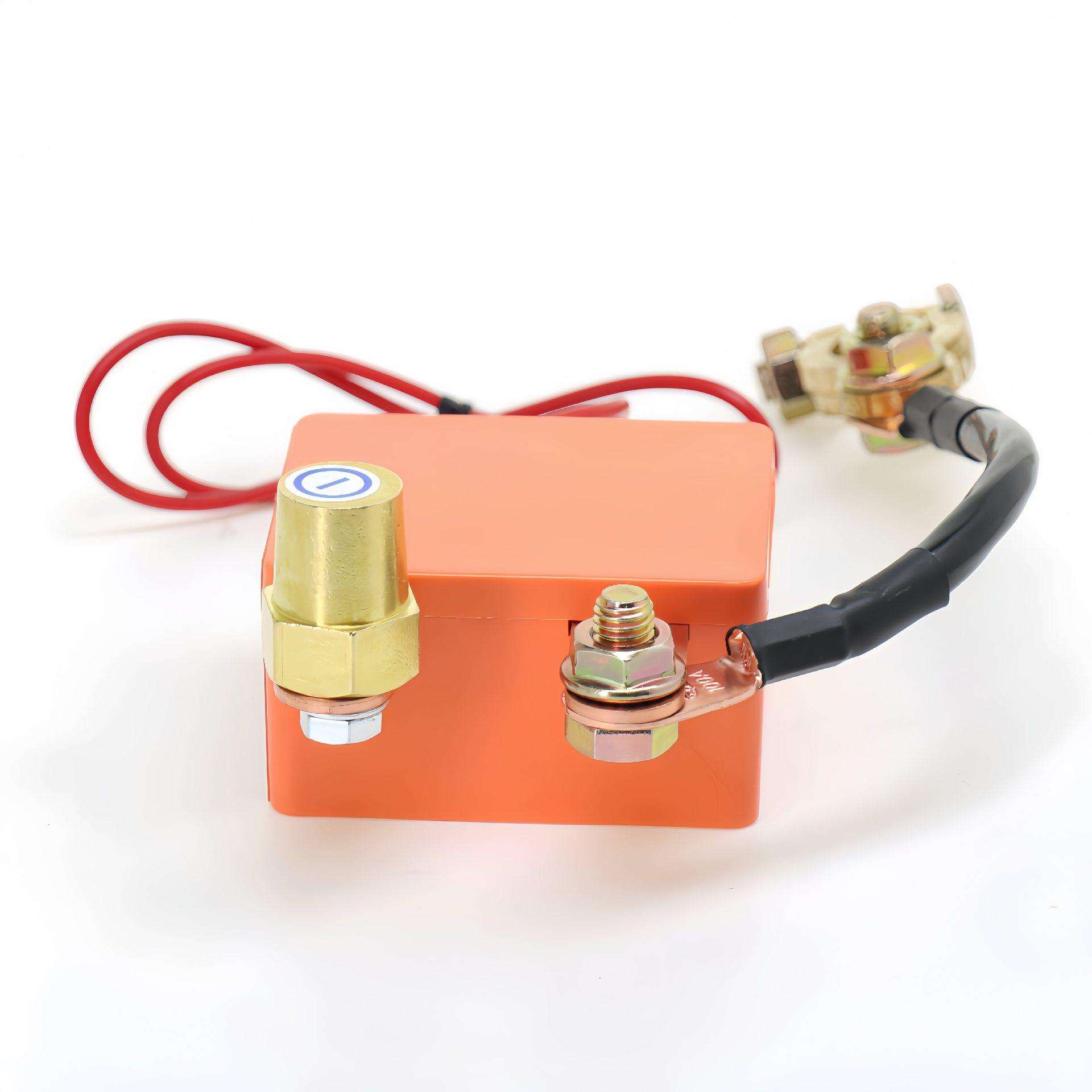 跨境汽车数显款电瓶断电器 12V24V遥控手动一体智能断电开关电源