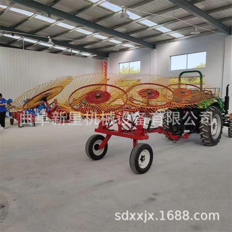 农用液压牵引带轮圆盘搂草收集器后置旋转指盘式牧草秸秆搂草机