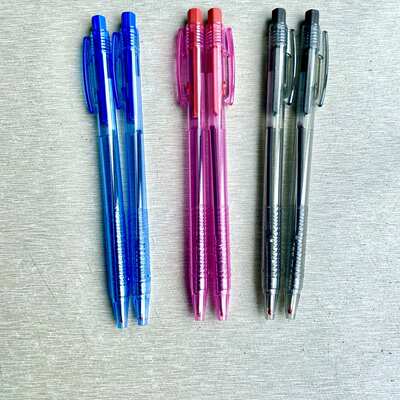 圆珠笔按动按压式 0.7mm原子笔子弹头老师办公商务黑红蓝色替笔芯