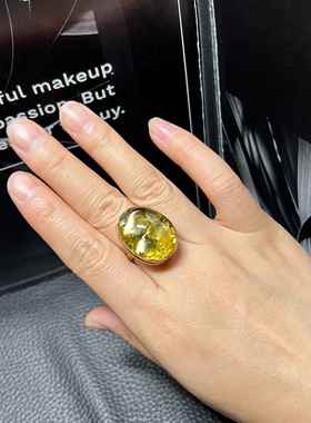天然花珀戒指 女款绚丽绿色琥珀切面环 美容养颜节生日礼欧洲进口