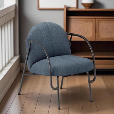 网红北欧现代铁艺小户型单人沙发椅设计师家用客厅阳台办公休闲椅