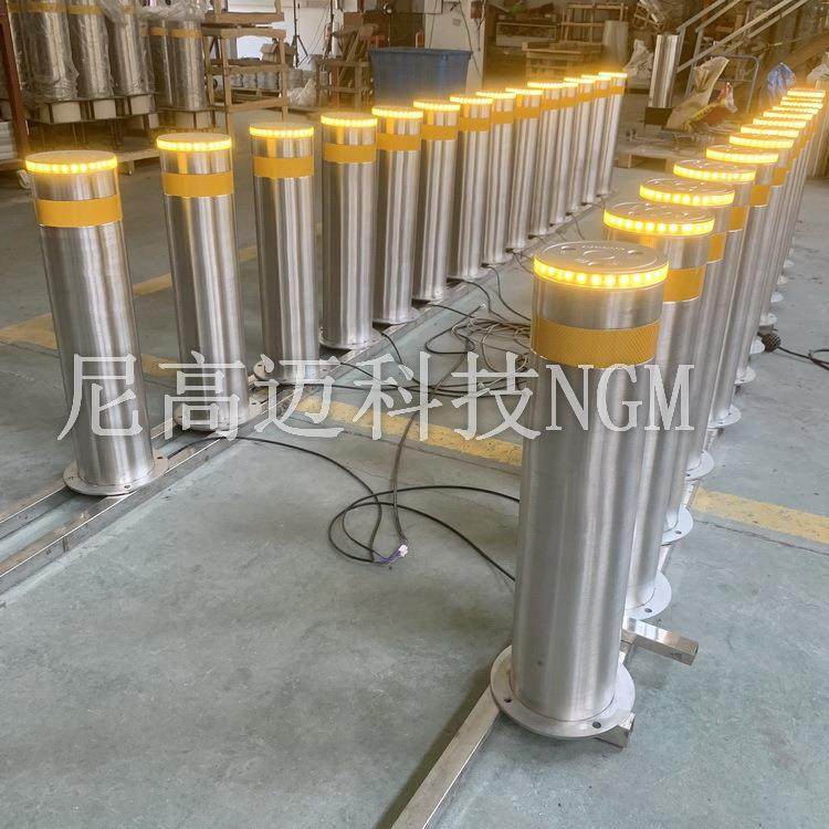 伸柱缩CEF式路桩04不锈钢防撞子秦皇公园度岛假止村宾馆车挡杆厂