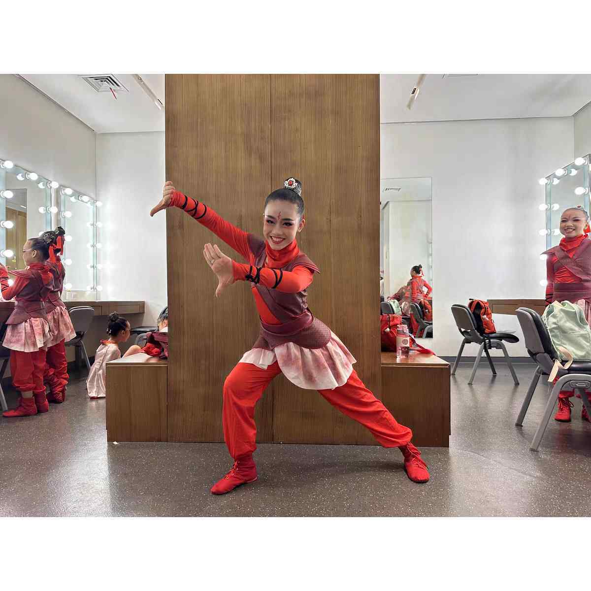 高档荷风采再现花木兰儿童演出服小古服装服女童士兵铠甲舞蹈汉表