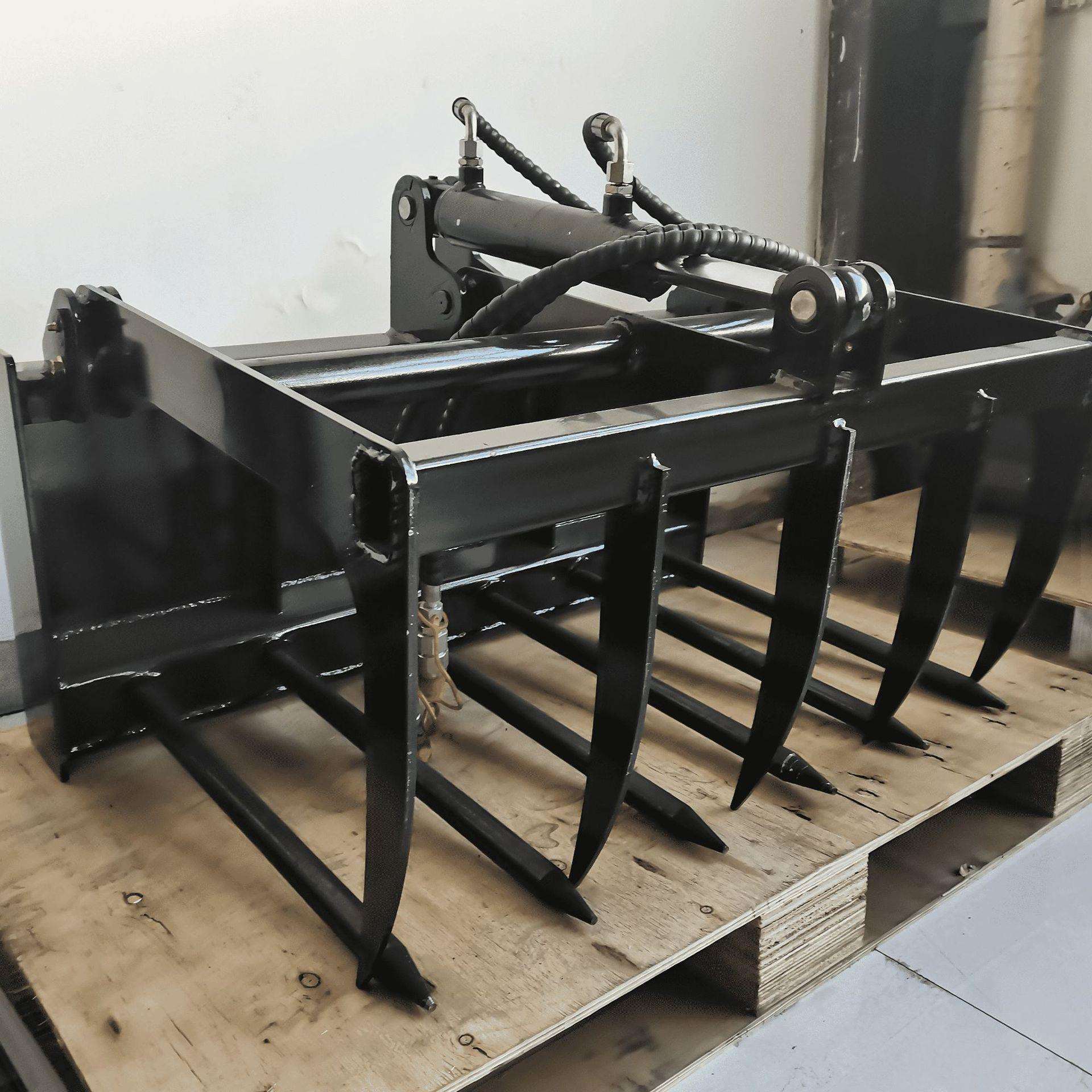 外贸多型号滑移式装载机属具农用旋耕机回填挖沟割草家用清扫