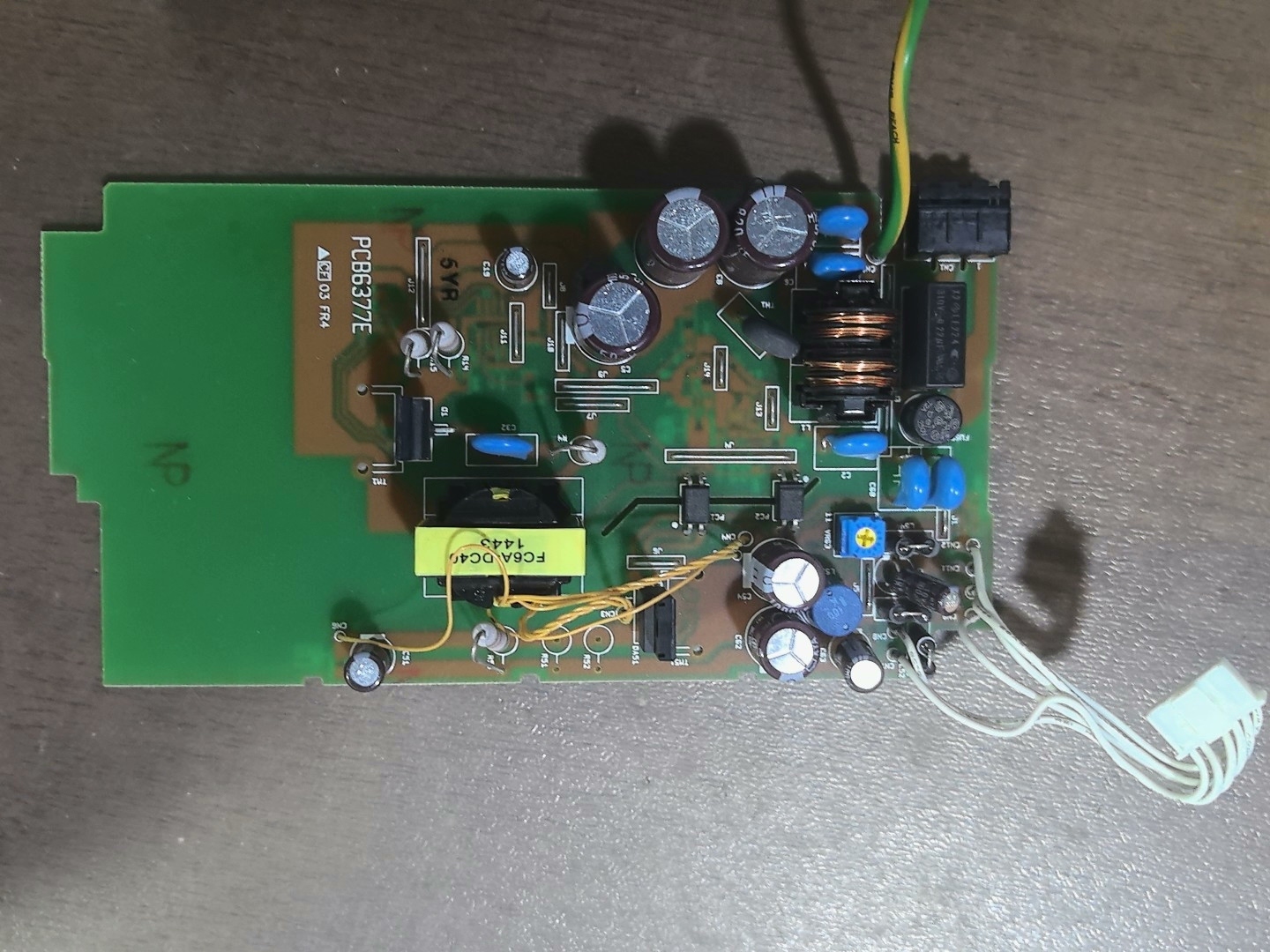 施耐德TM221 PLC电源板，包好！