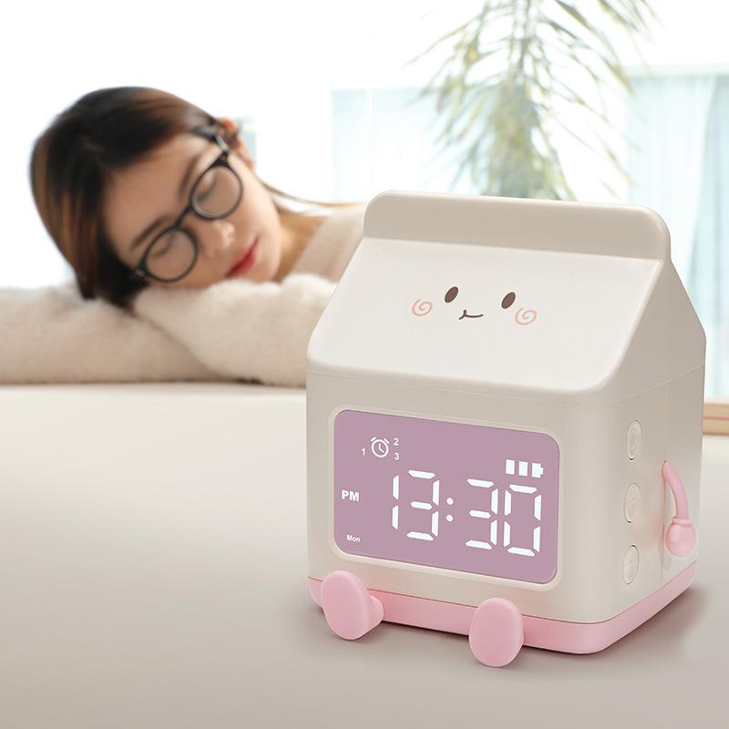 新款牛奶盒闹钟儿童睡眠训练创意电子钟静音床头唤醒闹钟倒计时
