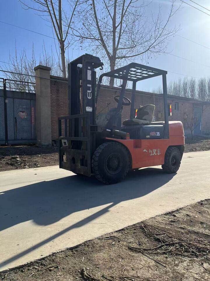 3月20日天津3.5吨叉车升高3米网络拍卖公告