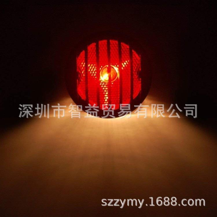 新款直销摩托车尾灯铝质金属格栅尾灯复古哈雷改装尾灯栏栅条纹尾