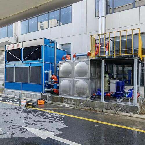 烧结炉闭式横流不锈钢冷却水塔上门安装管道水箱水泵软水器优惠