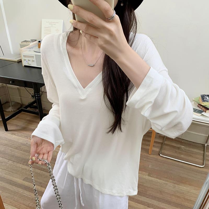 2025新款短袖女上衣夏薄款轻奢高级感V领时尚防晒罩衫夏装打底T恤