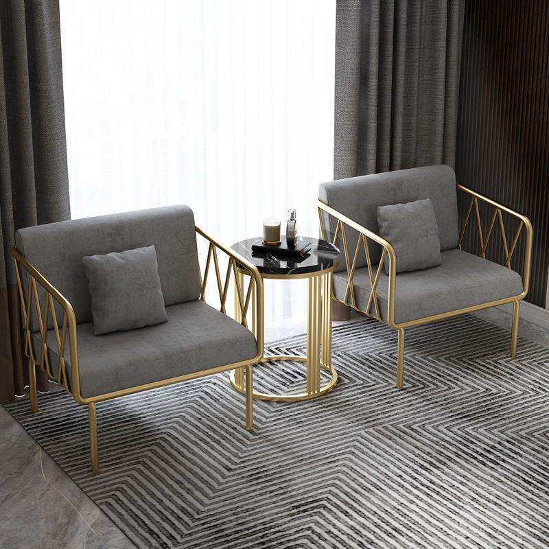 现代简约轻奢金色铁艺沙发服装店网红单人沙发椅客厅沙发茶几组合