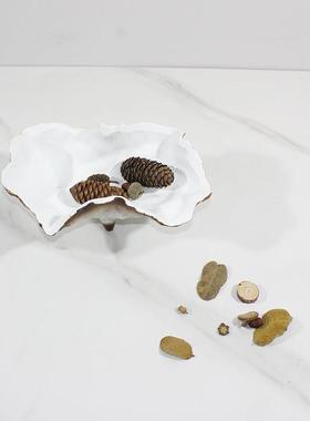 现代侘FTP焦糖色白色盘收风纳盘创意托盘民宿酒果店样板房寂装饰