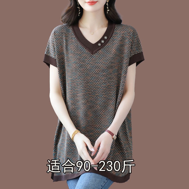 大码女装中长款遮屁股短袖桑蚕丝t恤女胖妈妈宽松条纹v领冰丝上衣