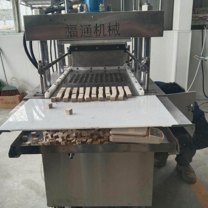 福通犬脂用卵磷型机器EQR自动成小狗粮机形状大可定宠物营养品压
