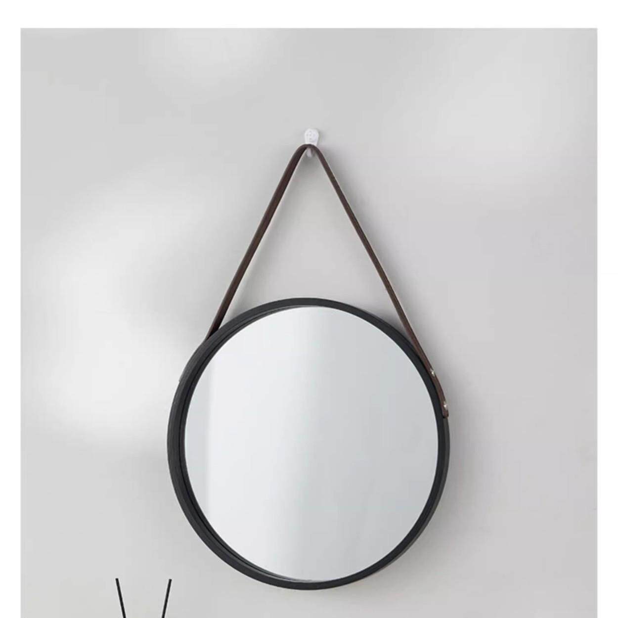 北欧简约圆形桌面化妆镜浴室洗漱台梳妆镜家用壁挂式皮革镜子