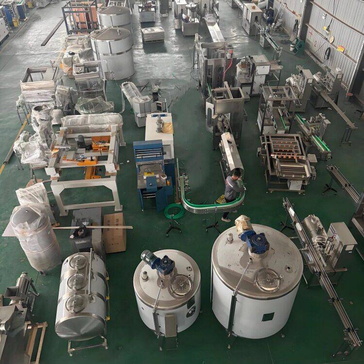 大型汤浓缩提纯设备鸡汤羊汤猪骨汤加工设备骨头汤生产流水线