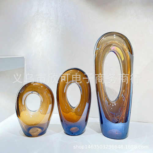 极简样板间现代轻奢水滴状黄黑色琉璃透明摆件售楼部客厅桌面装饰