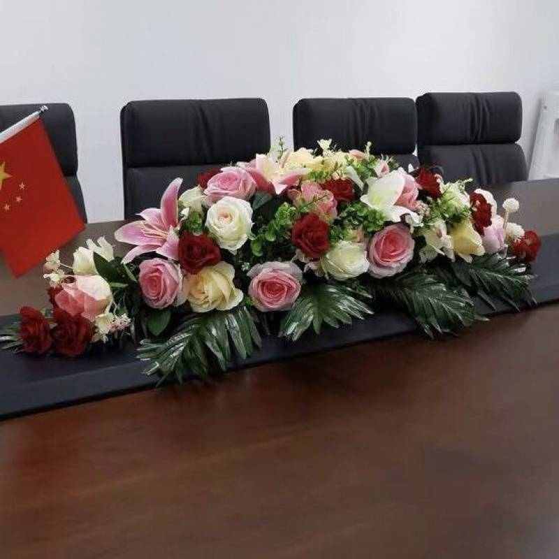会议桌仿真花讲台花长假花商务酒店办公室装饰摆花演讲台花前台花