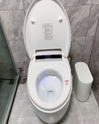 易臣家用智能即热式遥控翻盖坐便器怎么样？不要单看众测表面？