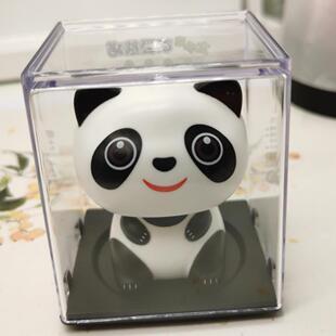 可爱呆萌新款 太阳能熊猫汽车内饰家居慢摇摆件网红国国潮精品礼