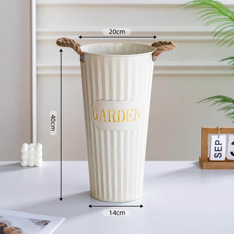 装饰品鲜花插花桶高级感养花桶美式带提手大花瓶玄关干花铁盆神器