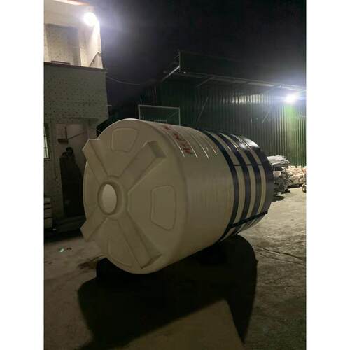 现货厂家20吨储罐工地使用减水剂胶桶污水处理净水剂水塔PE